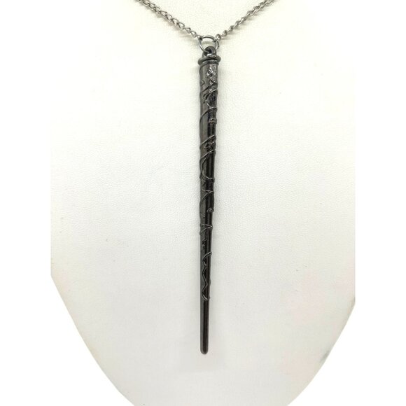 Magic Wand Necklace Fantasy Wizard Witch Warlock Magician Silver Chain - Picture 3 of 9